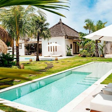 The Apartments Umalas Canggu Exterior foto